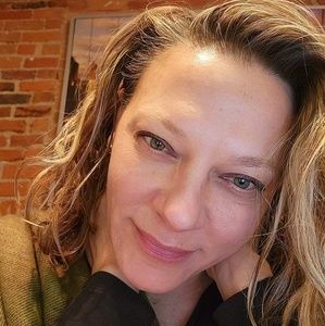 Meet your Posher, Ericia